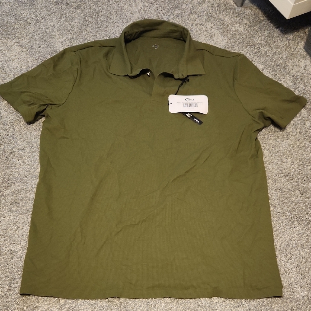 ZYIA Green Polo Shirt with Classic Collar and White Patch